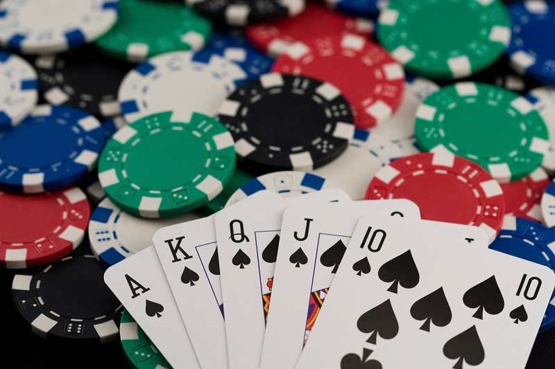 Cách chơi Poker tại casino online EUBET chi tiết
