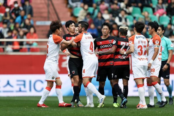 Nhận định, soi kèo Pohang vs Gangwon, 17h30 ngày 17/06