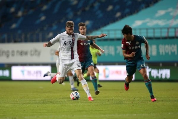 Nhận định, soi kèo Sangju vs Suwon, 17h00 ngày 17/06