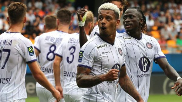 Soi kèo nhà cái Clermont vs Toulouse. Nhận định, dự đoán bóng đá Ligue 1 (20h00, 4/9)
