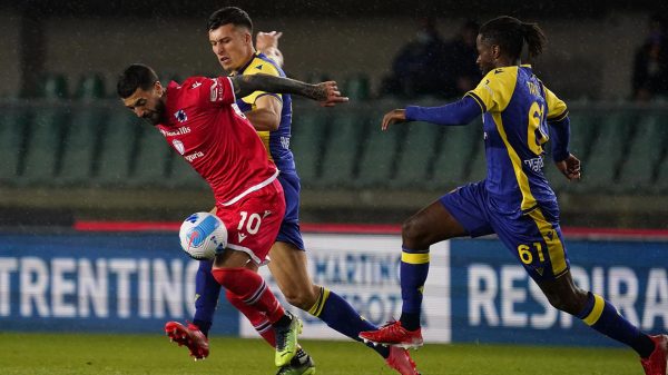 Soi kèo nhà cái Verona vs Sampdoria. Nhận định, dự đoán bóng đá Serie A (23h00, 4/9)