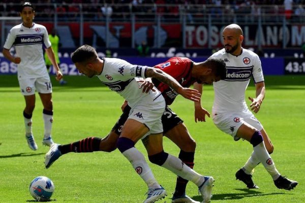 Nhận định, soi kèo AC Milan vs Fiorentina, 00h00 ngày 14/11