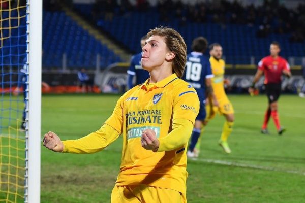 Nhận định, soi kèo Genoa vs Frosinone, 02h45 ngày 19/12