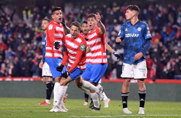 Nhận định, soi kèo Granada vs Alaves, 03h30 ngày 3/12