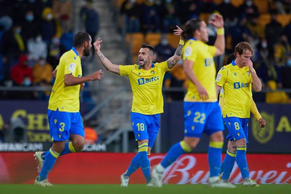 Nhận định, soi kèo Cadiz vs Elche, 03h00 ngày 17/1