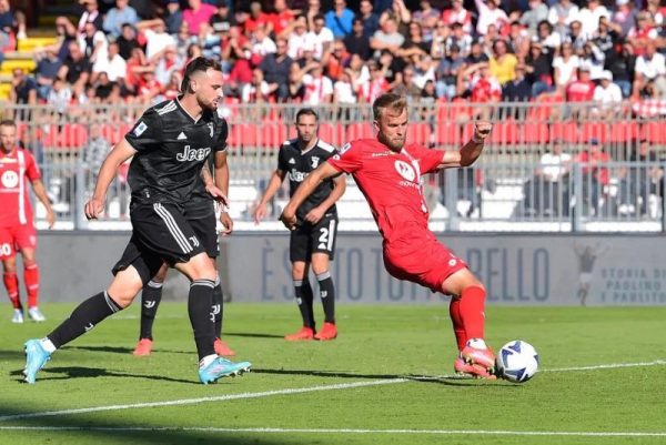 Nhận định, soi kèo Juventus vs Monza, 03h00 ngày 20/01