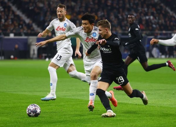 Nhận định, soi kèo Napoli vs Frankfurt, 03h00 ngày 16/03