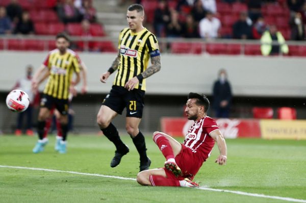 Nhận định, soi kèo Olympiakos vs AEK, 23h30 ngày 12/4