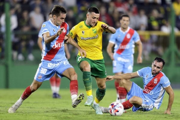 Nhận định, soi kèo Arsenal Sarandi vs Defensa, 00h00 ngày 07/07